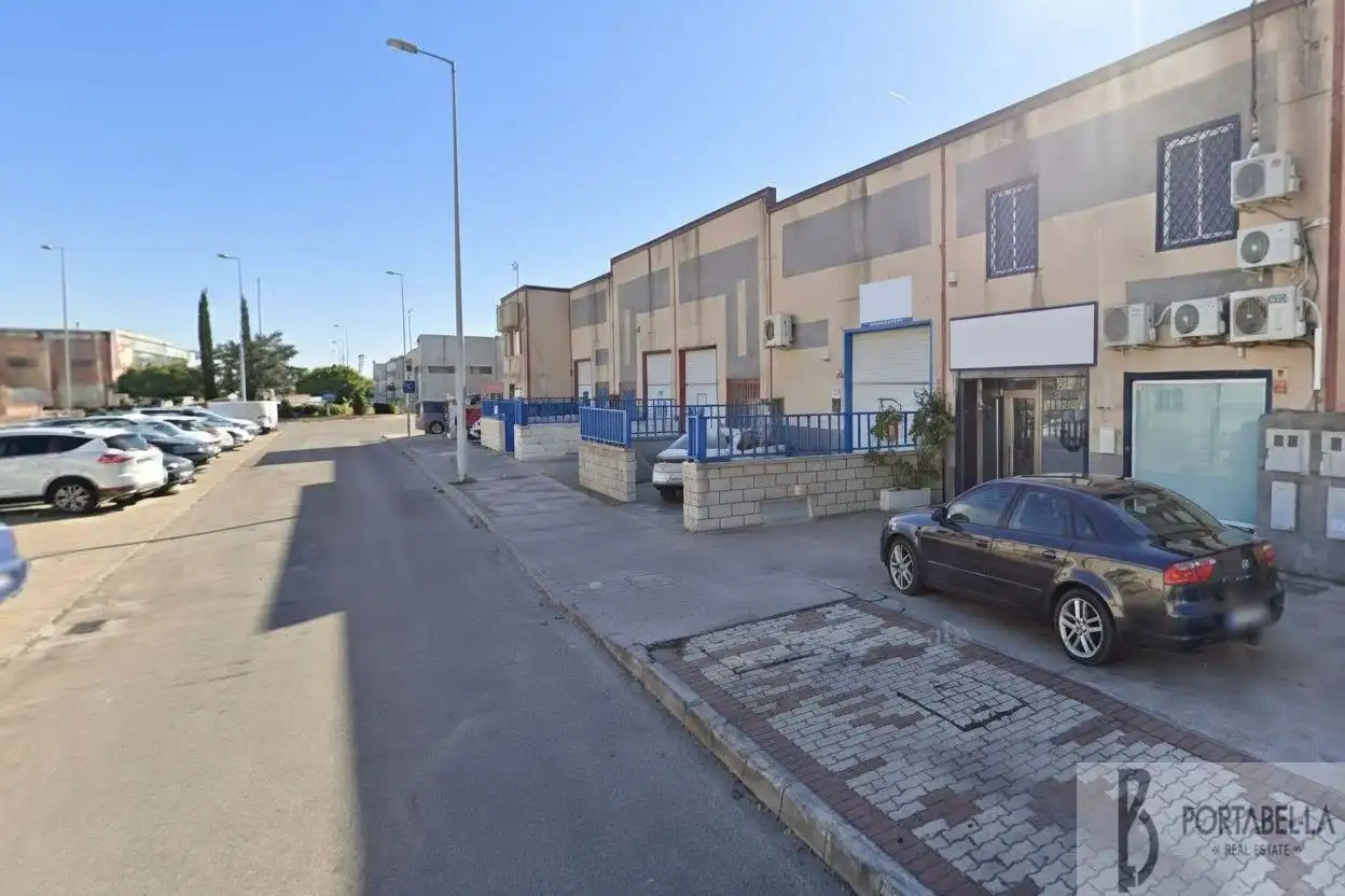 Nau industrial en venda a El Juncal - Vallealto