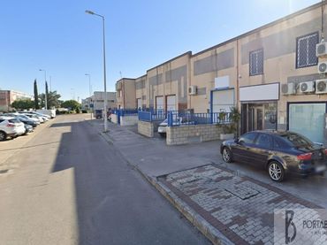 Industrial building for sale in El Juncal - Vallealto