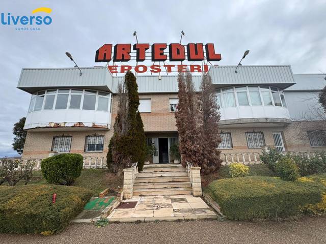 Nave industrial en Venta en La Sequera de Haza