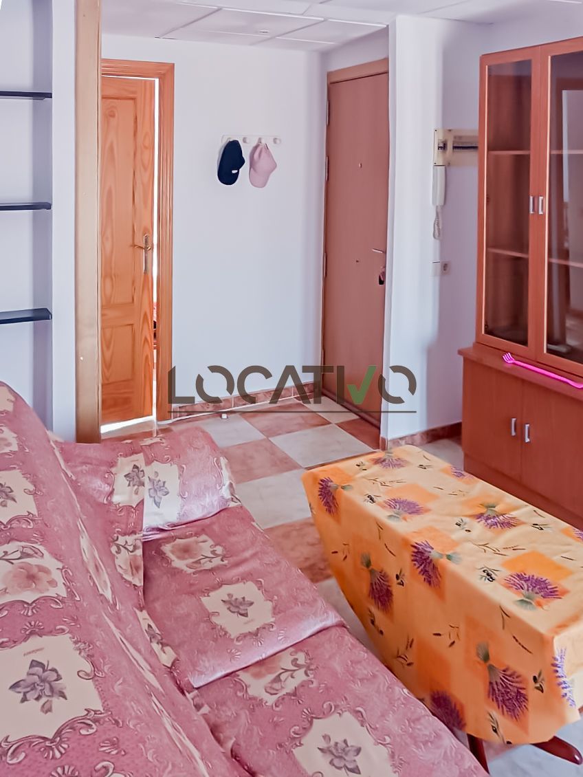 Habitación de Piso en venta en Robledo de Chavela con Calefacción y Amueblado