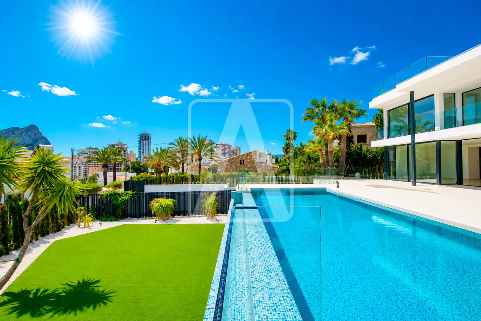 Villa con piscina in vendita a La Caleta - La Calalga -  Les Bassetes, imagen 3