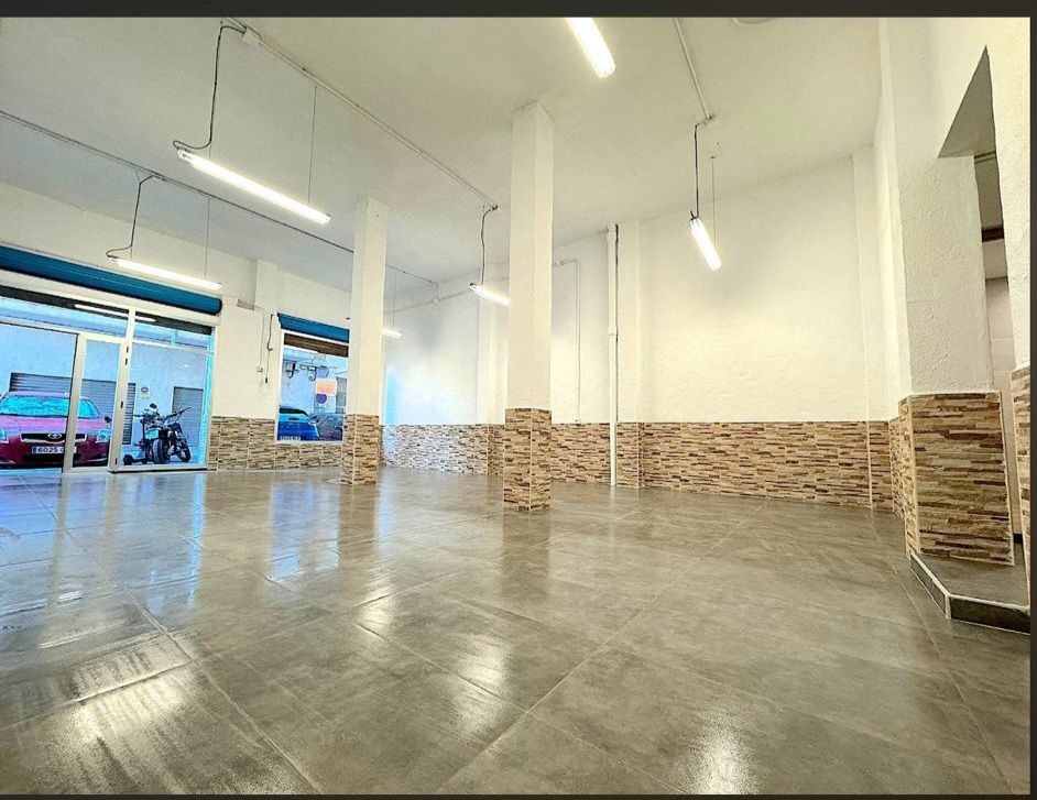 Local en venta en Av. Jesús Astondoa Santamaría, 7, Centro