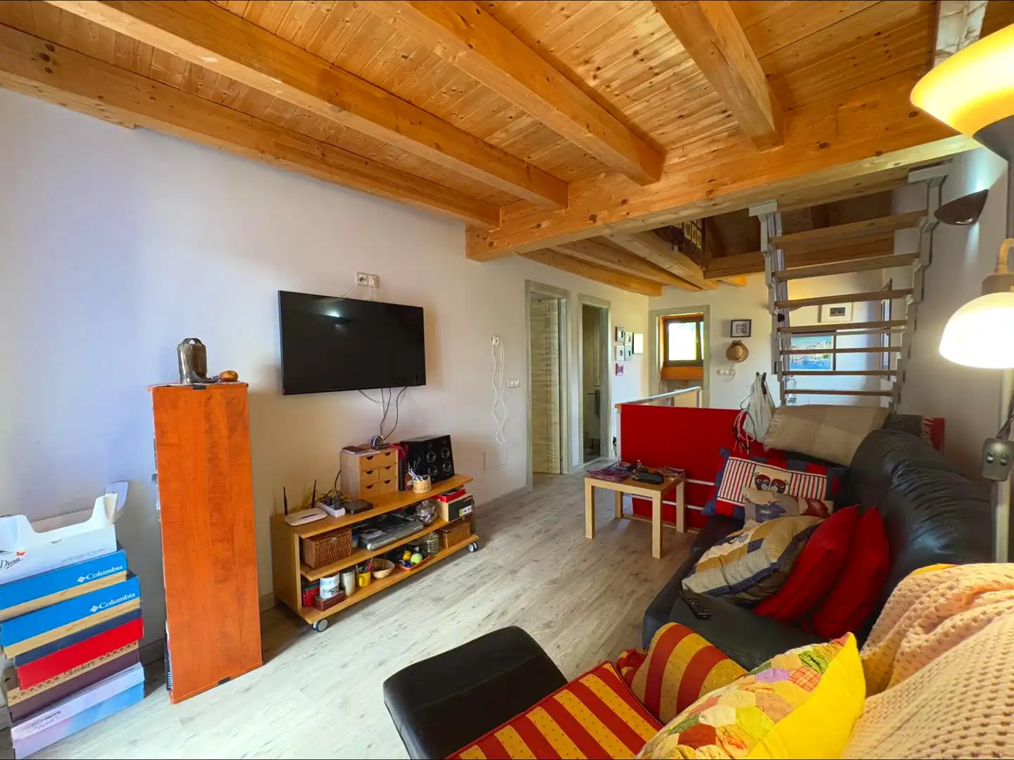 Sala d'estar de Casa o xalet en venda en Siero amb Calefacció, Jardí privat i Terrassa
