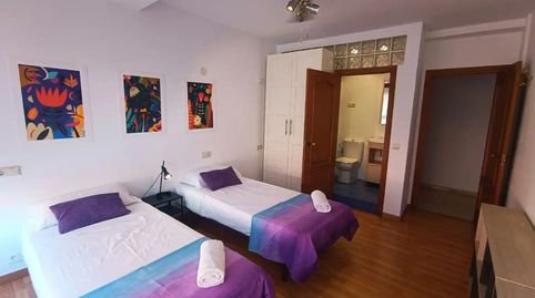 Foto 5 de Piso en venta en Plaza de la Constitución, Puerto Deportivo, Fuengirola