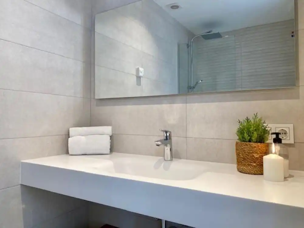 Bany de Casa o xalet de lloguer en Estepona amb Aire condicionat, Jardí privat i Terrassa