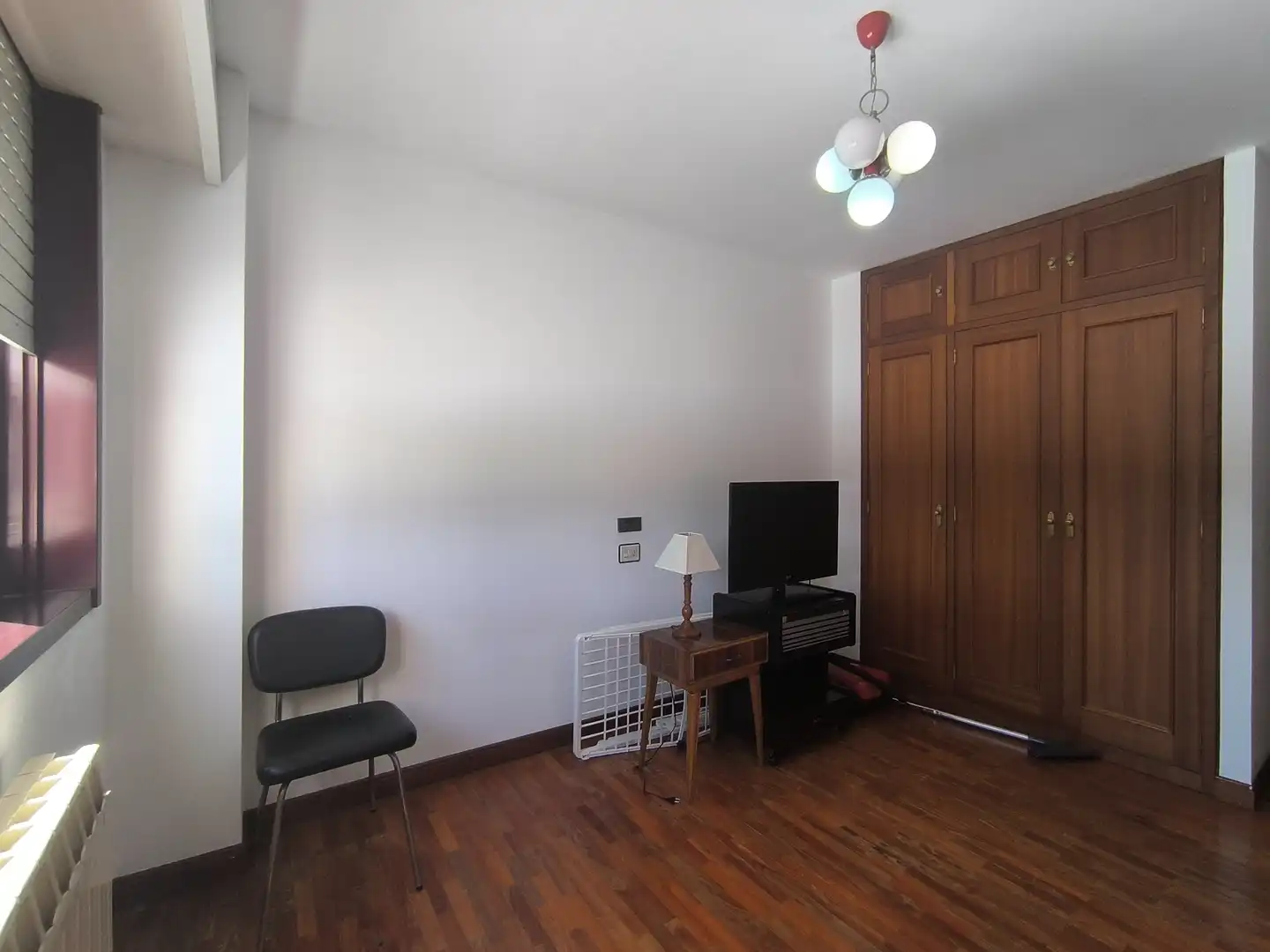 Wohnzimmer von Wohnung zum Verkauf in Oleiros mit Heizung, Parkett und Abstellraum