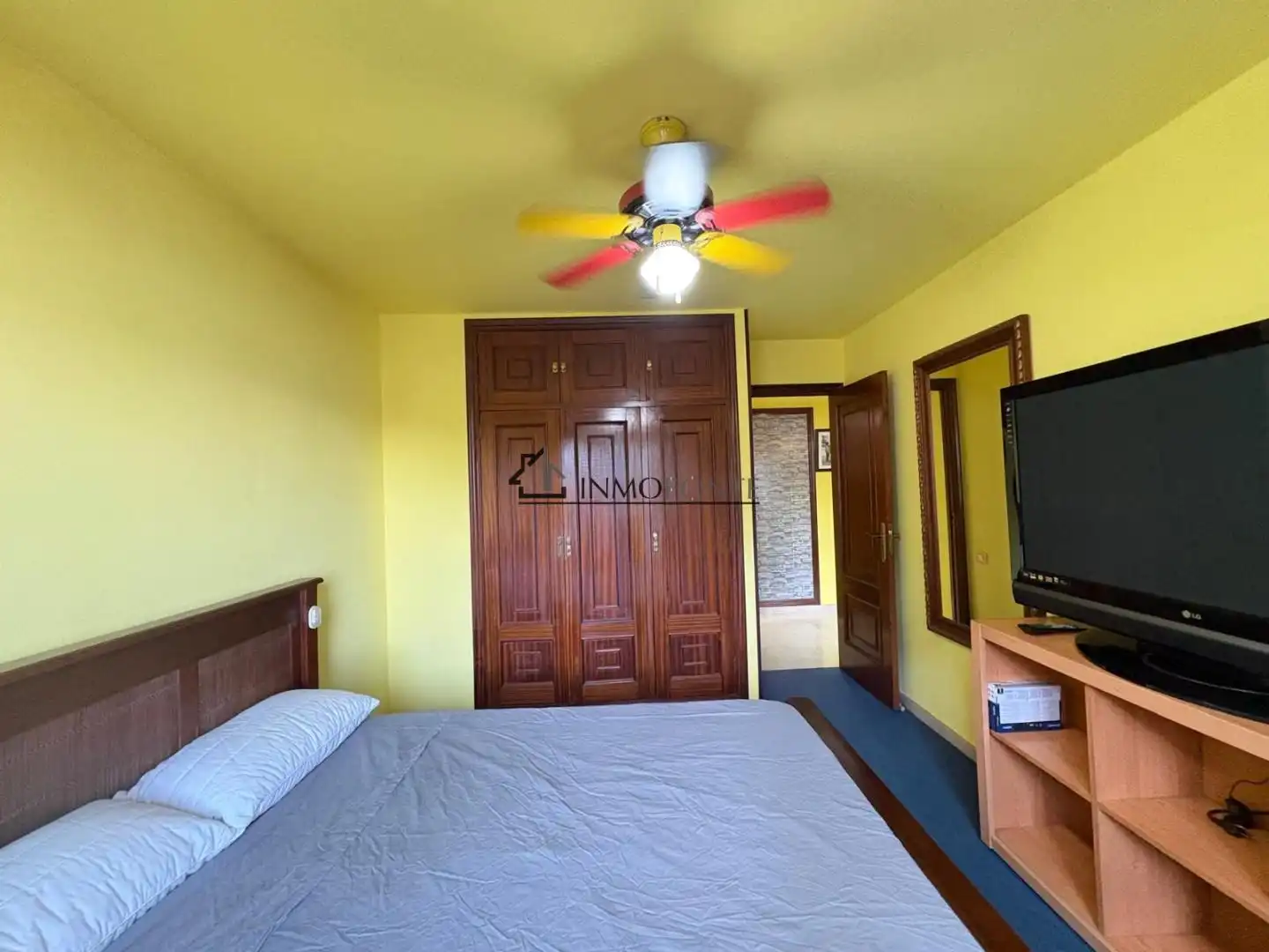 Bedroom of Flat for rent in Combarro