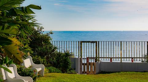 Foto 2 von Einfamilien-Reihenhaus zum Verkauf in Zona de Punta Plata, Estepona