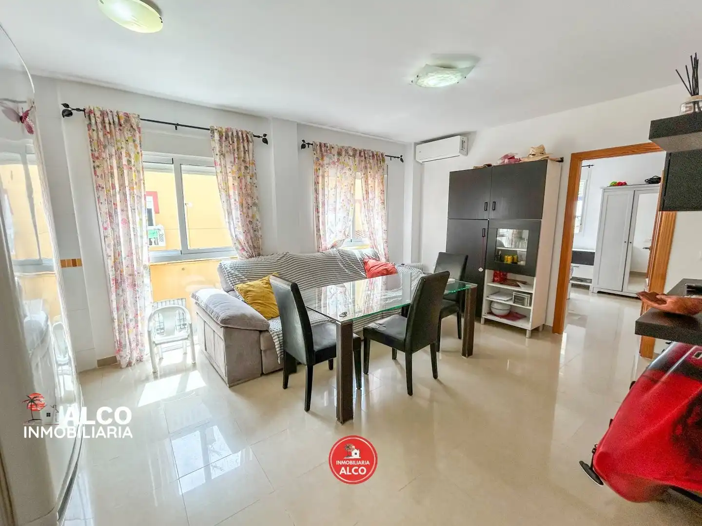 Sala de estar de Piso en venta en Torrox con Aire acondicionado, Trastero y Amueblado