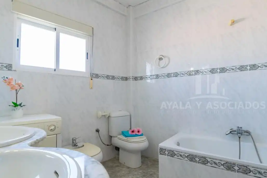 Baño de Piso en venta en Cartagena con Balcón