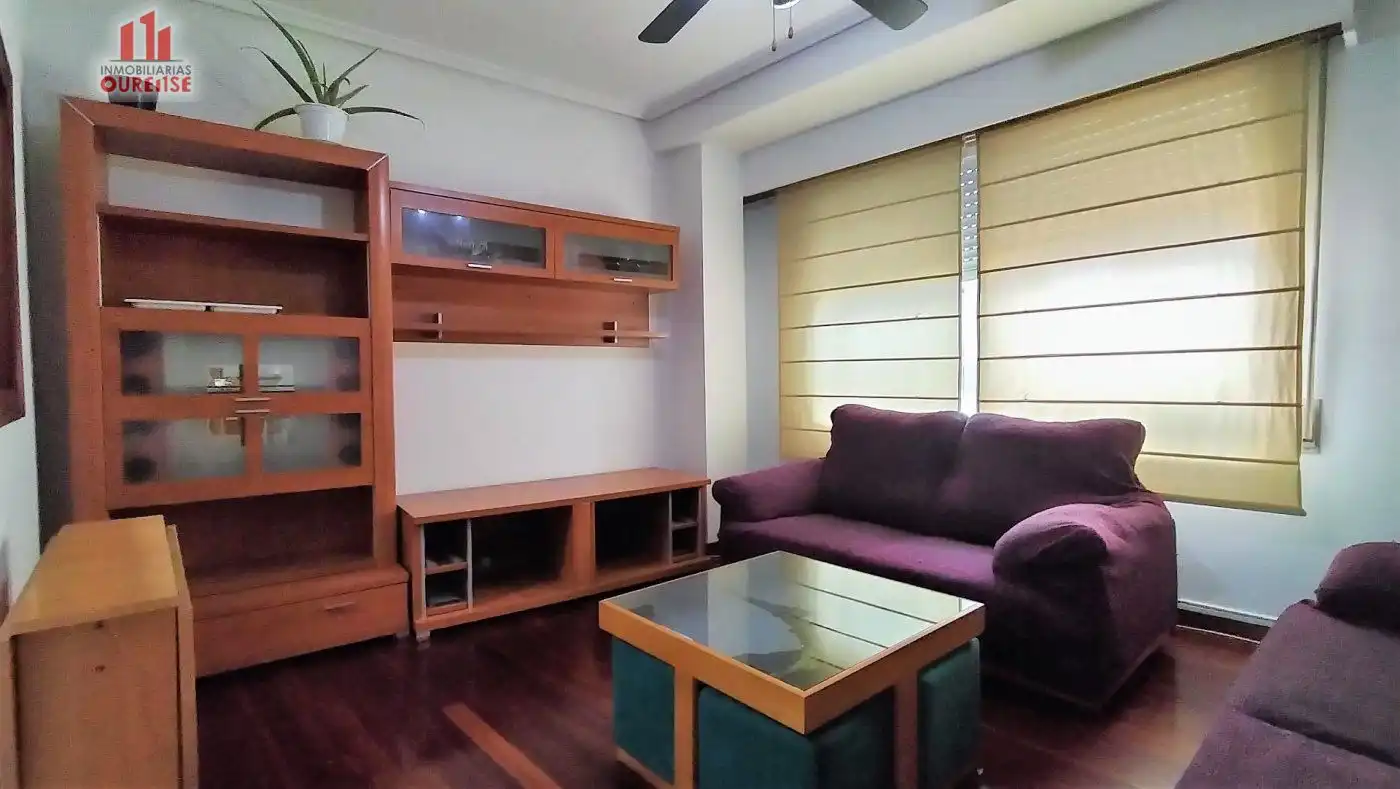 Wohnzimmer von Wohnung zur Miete in Ourense Capital  mit Klimaanlage, Heizung und Möbliert