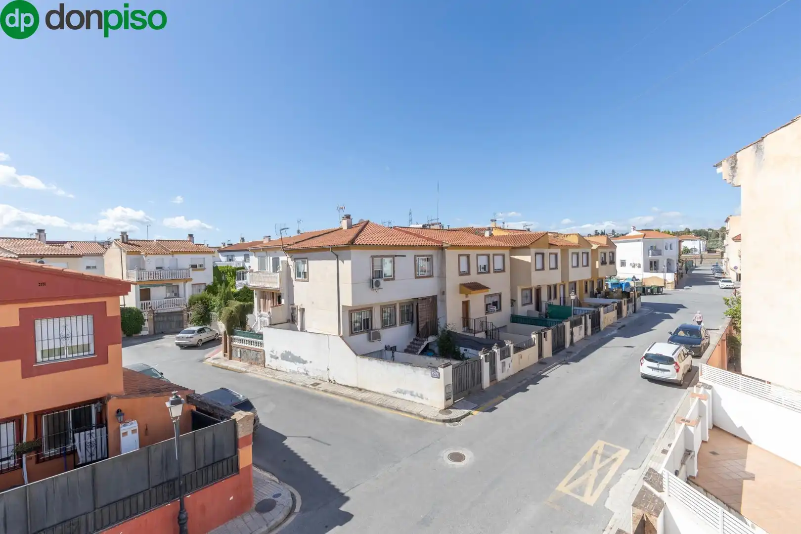 Casa adosada en venda a Calle de Fátima, Híjar