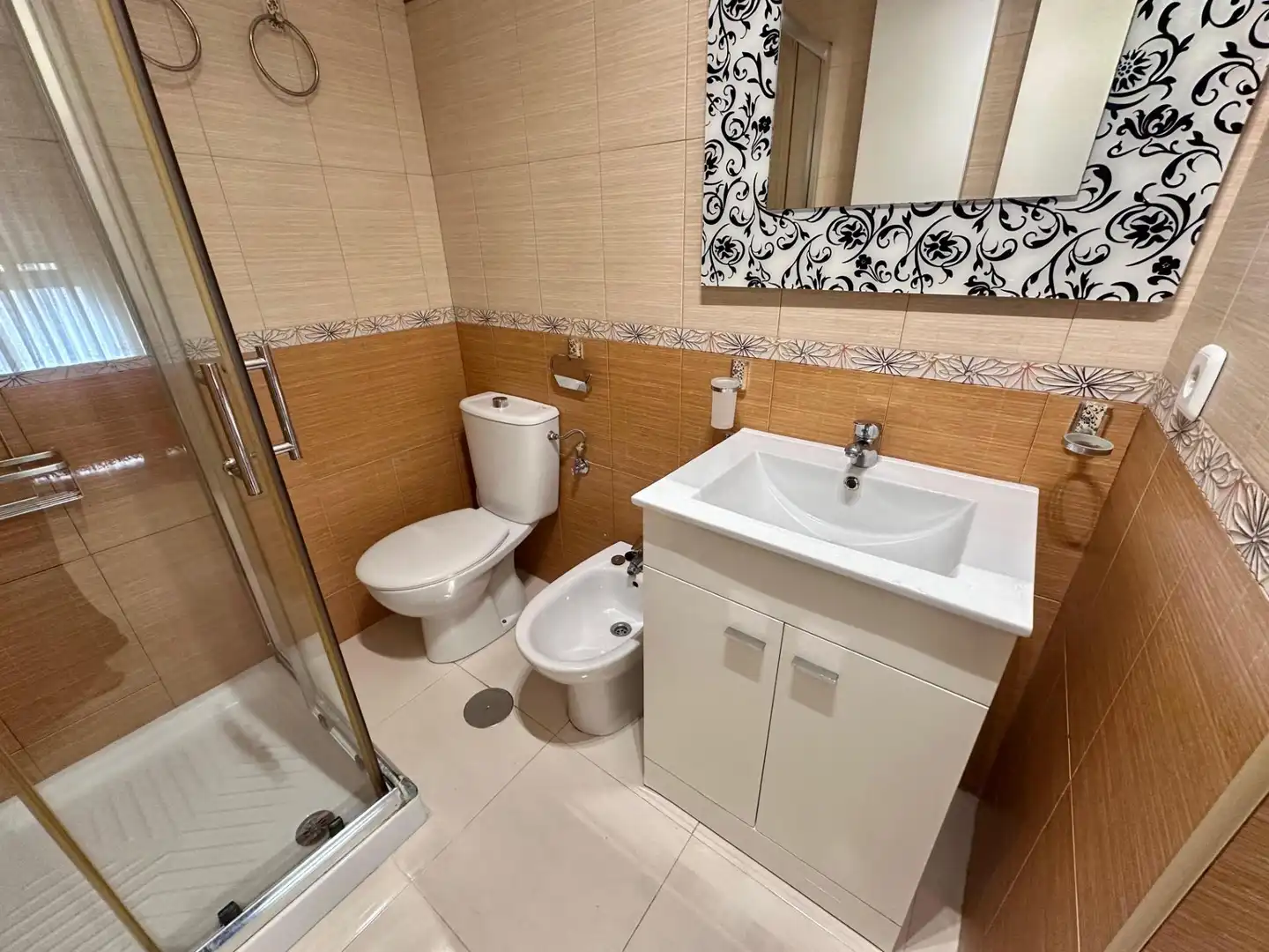 Badezimmer von Wohnung zur Miete in Cartagena ciudad