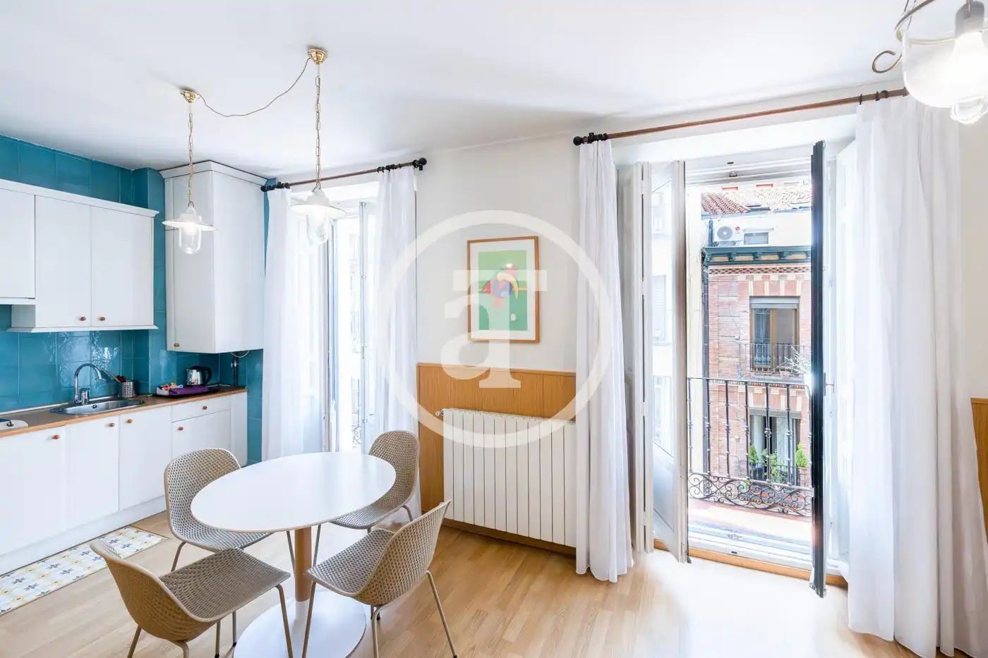Vista exterior de Piso de alquiler en Madrid con Aire acondicionado, Calefacción y Amueblado