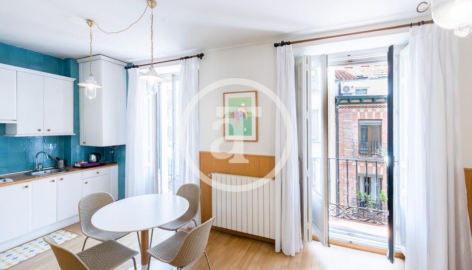 Piso de alquiler en Calle de la Escalinata, Palacio - Imagen 2