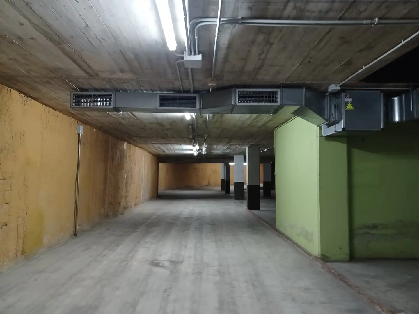 Garaje de alquiler en Sarrià de Ter