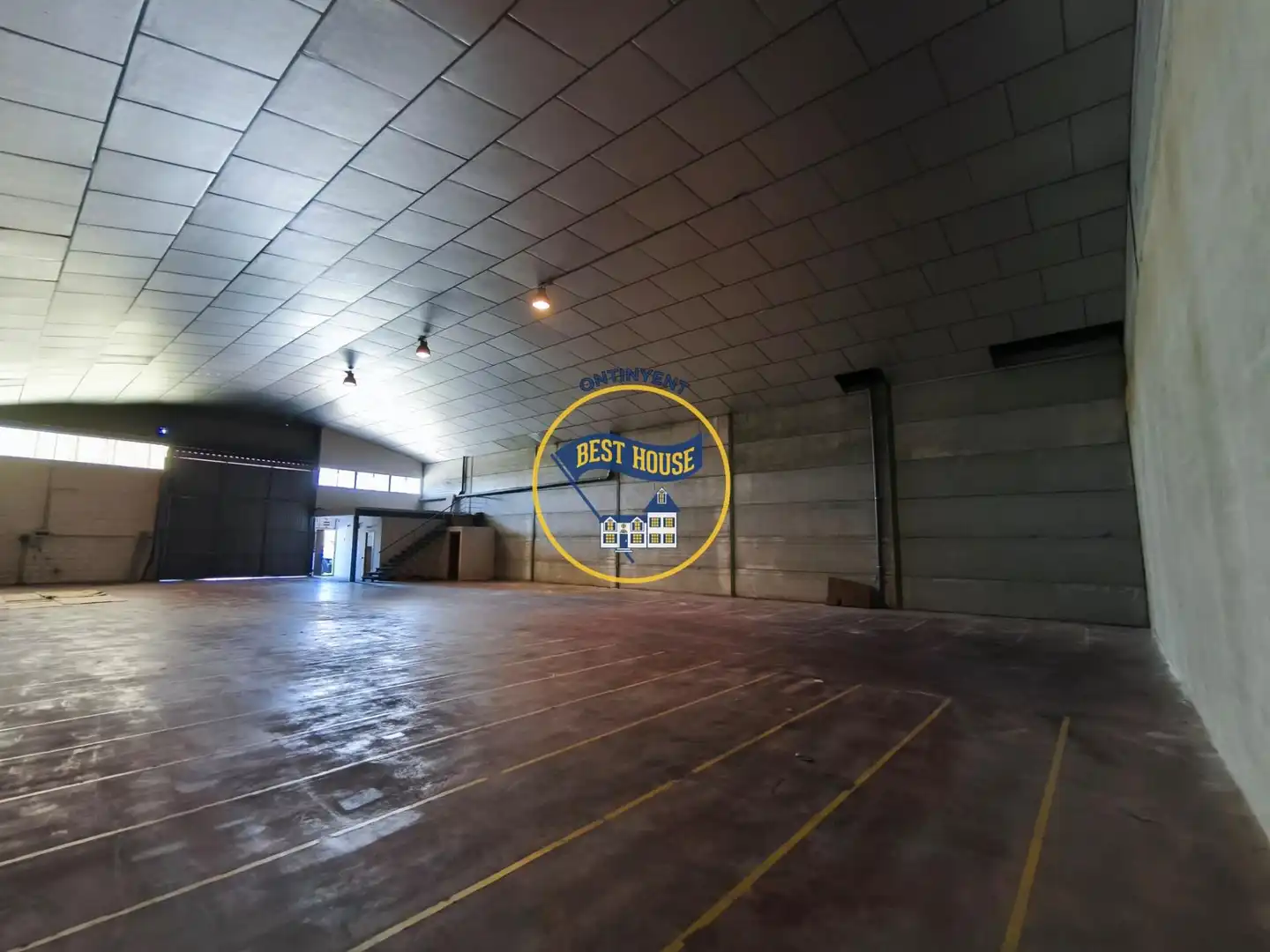 Industrial buildings for rent in Benissoda
