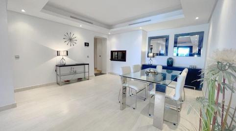 Foto 5 de Piso de alquiler en Zona de Punta Plata, Estepona