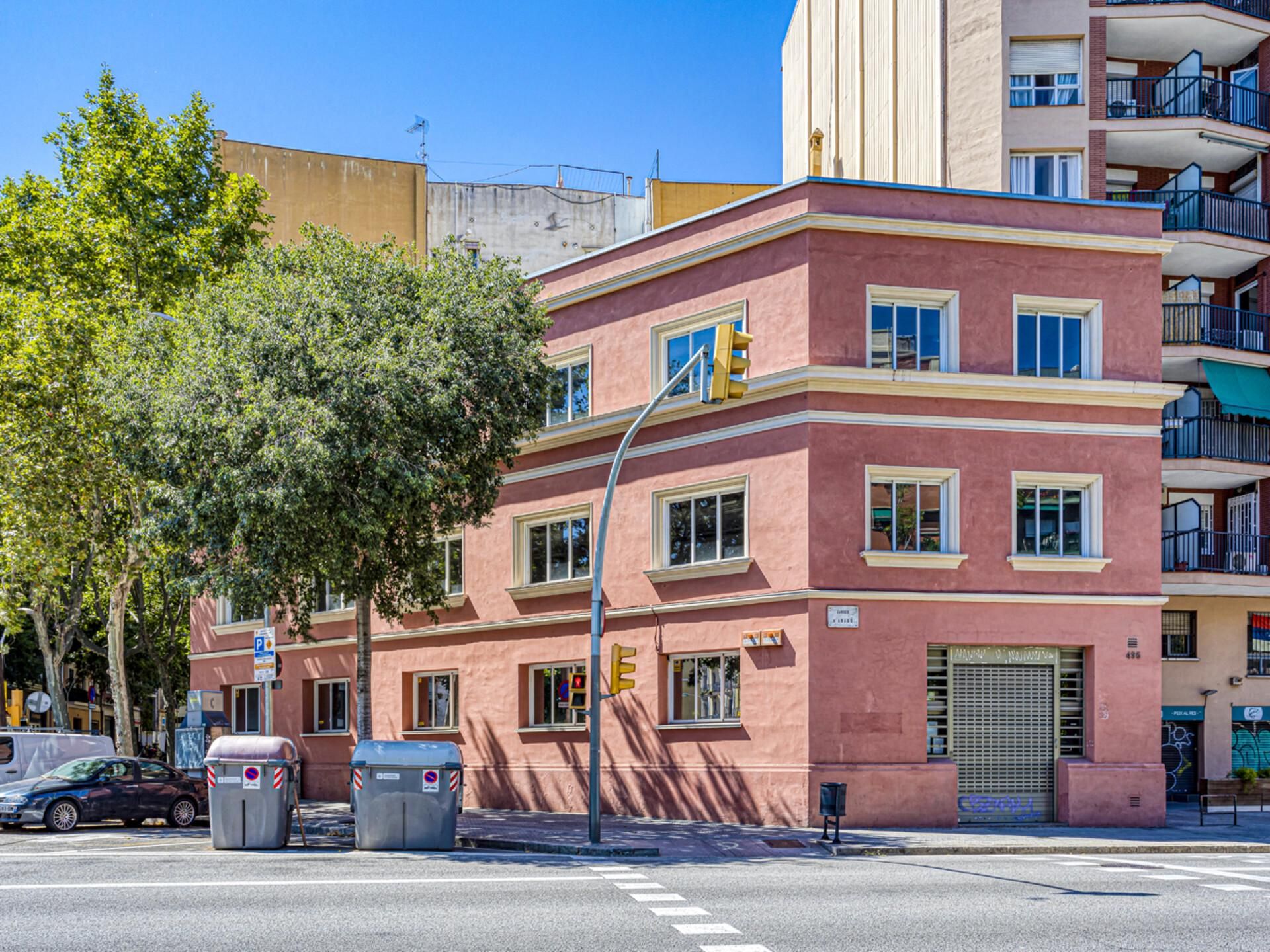 Außenansicht von Gebaude zur Miete in  Barcelona Capital