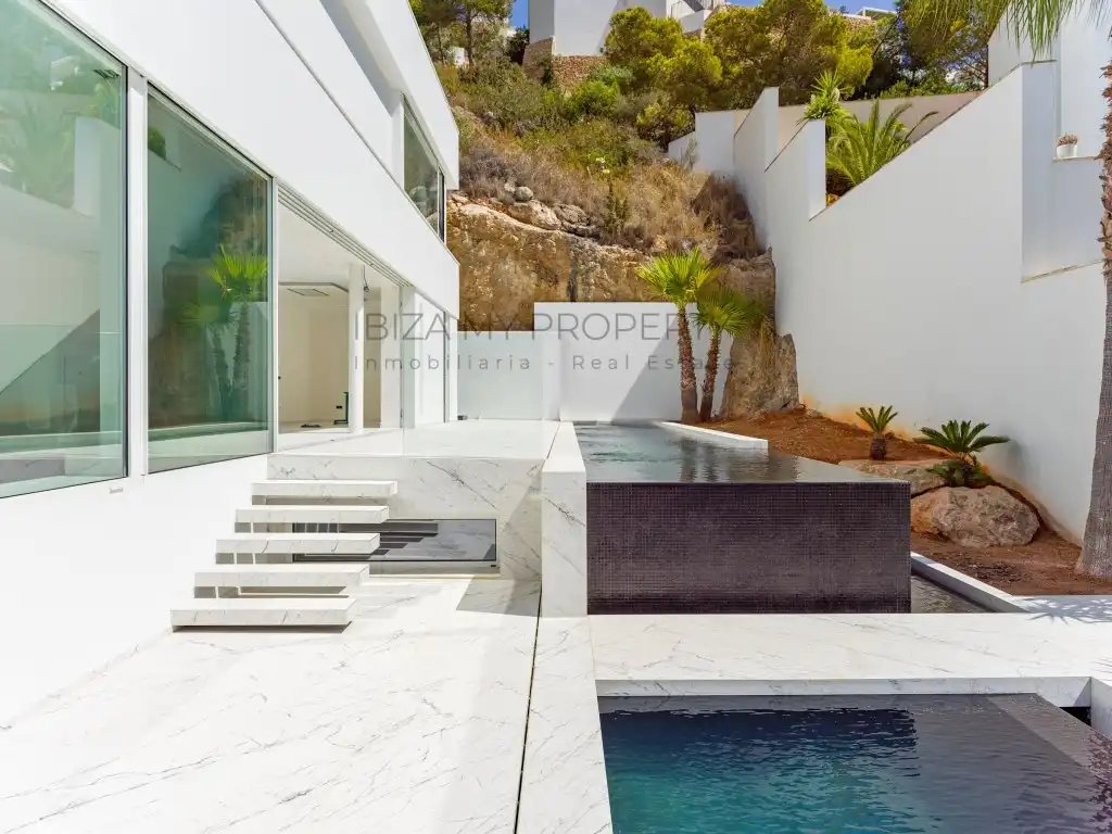 Terraza de Casa o chalet en venta en Santa Eulària des Riu con Aire acondicionado, Trastero y Piscina