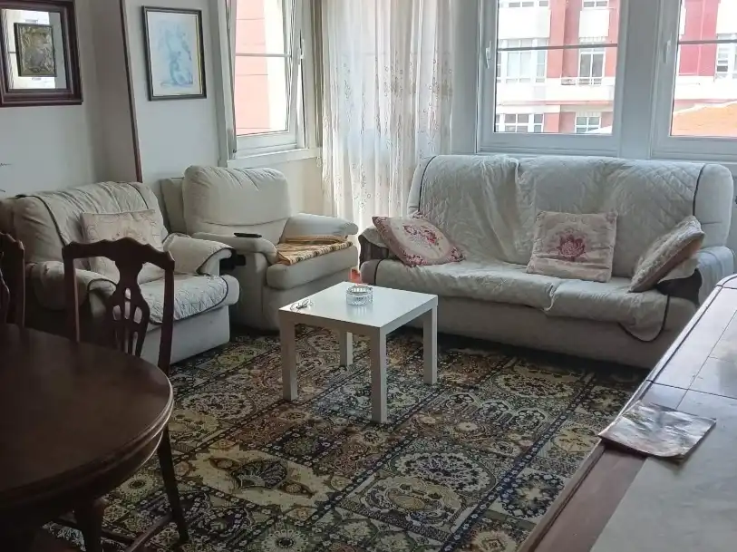 Wohnung zur Miete in Rúa do Socorro 3