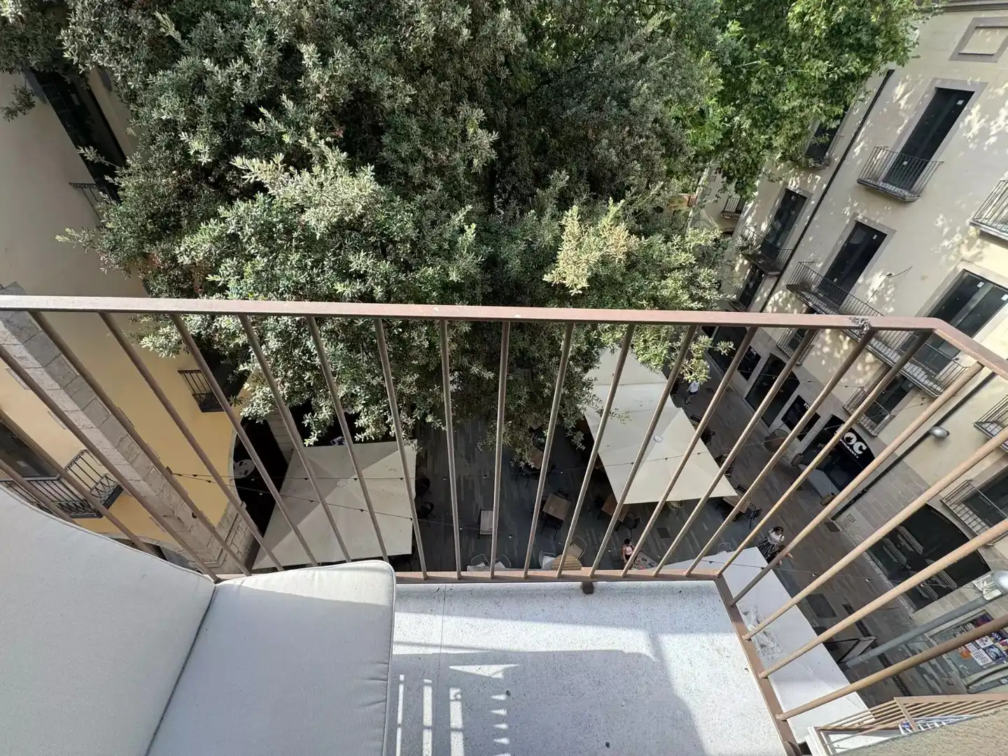 Balcony of Flat for rent in Figueres  with Air Conditioner, Heating and Parquet flooring