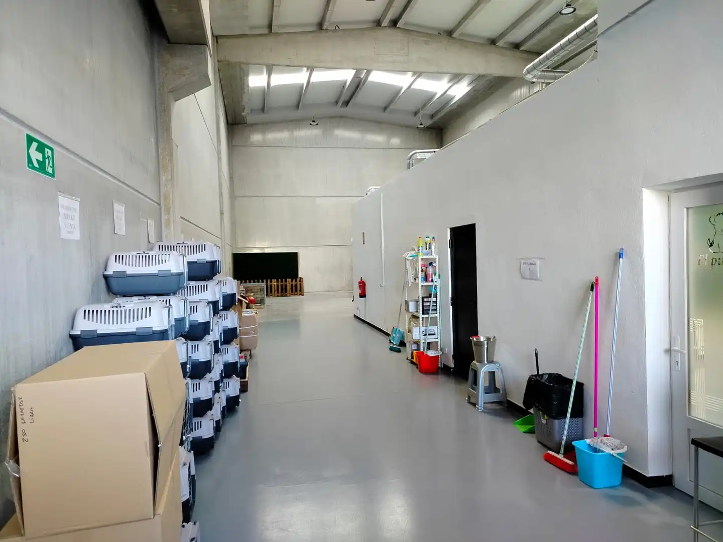 Nave industrial en traspaso en Parla con Calefacción