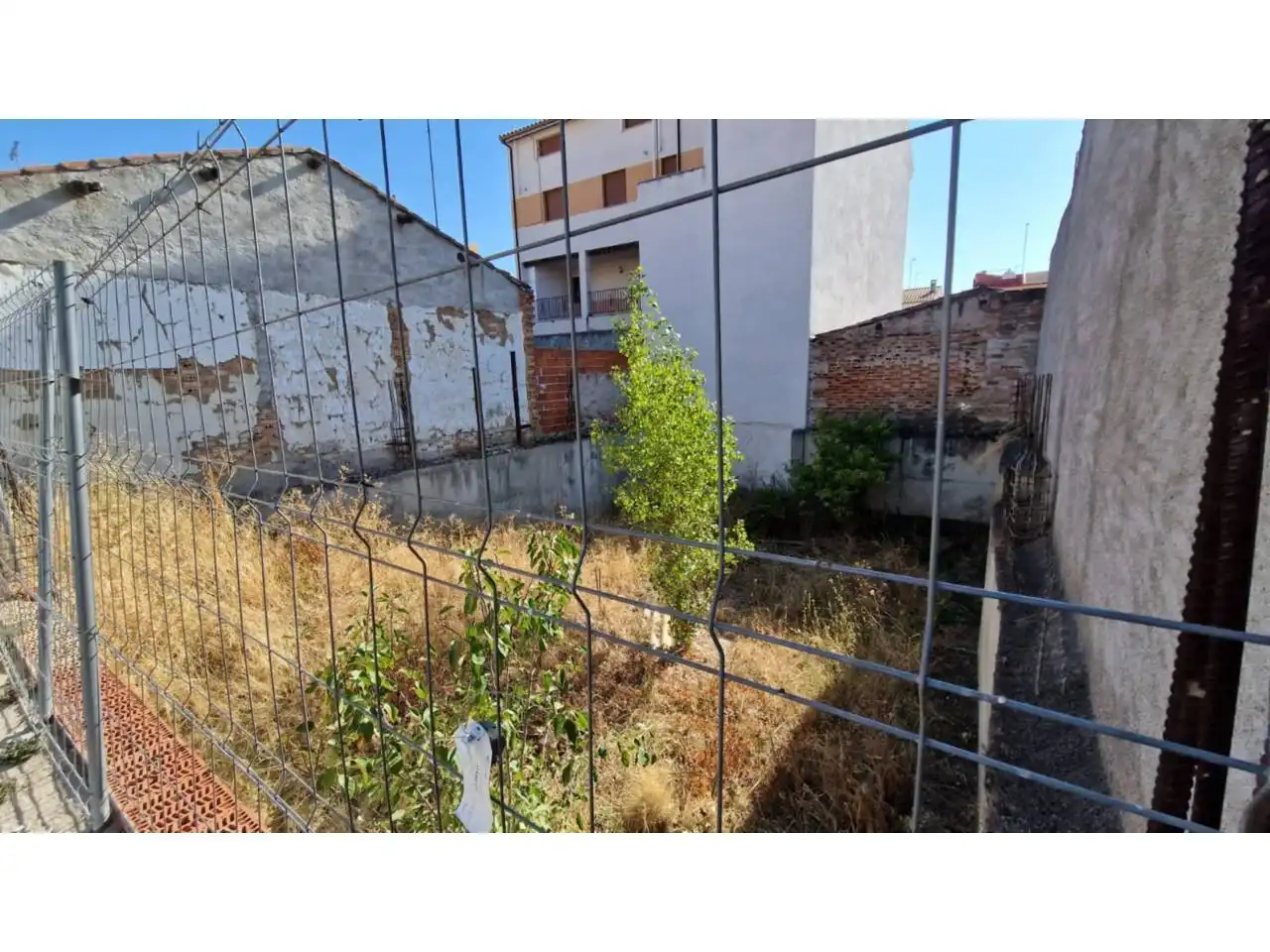 Terreno residenziale in vendita a Calle JACINTO BENAVENTE, imagen 2