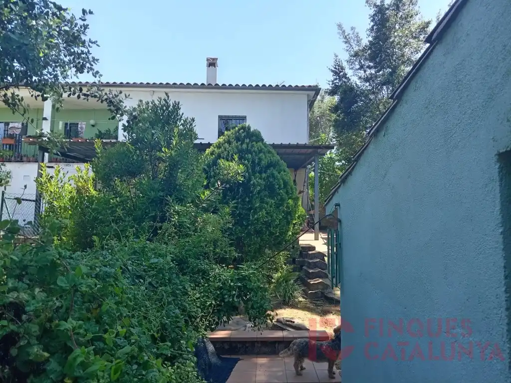 Jardí de Casa o xalet en venda en Vilobí d'Onyar