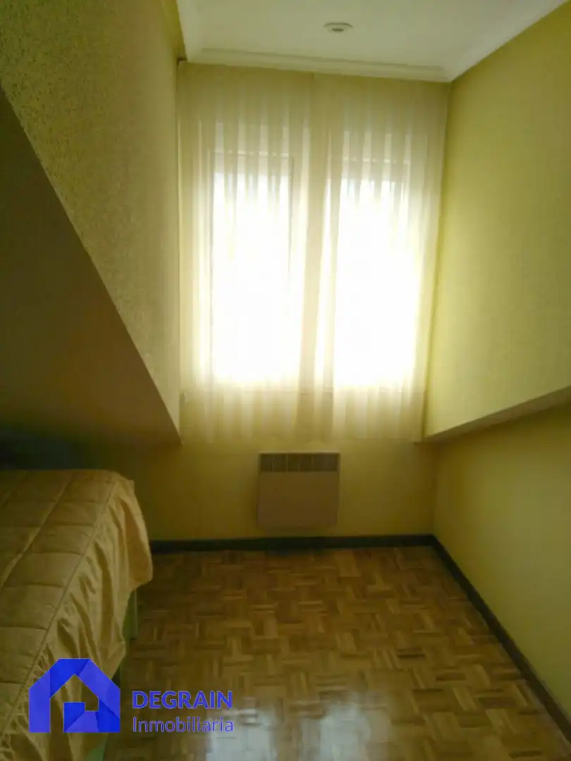 Dormitori de Dúplex en venda en Mieres (Asturias) amb Traster