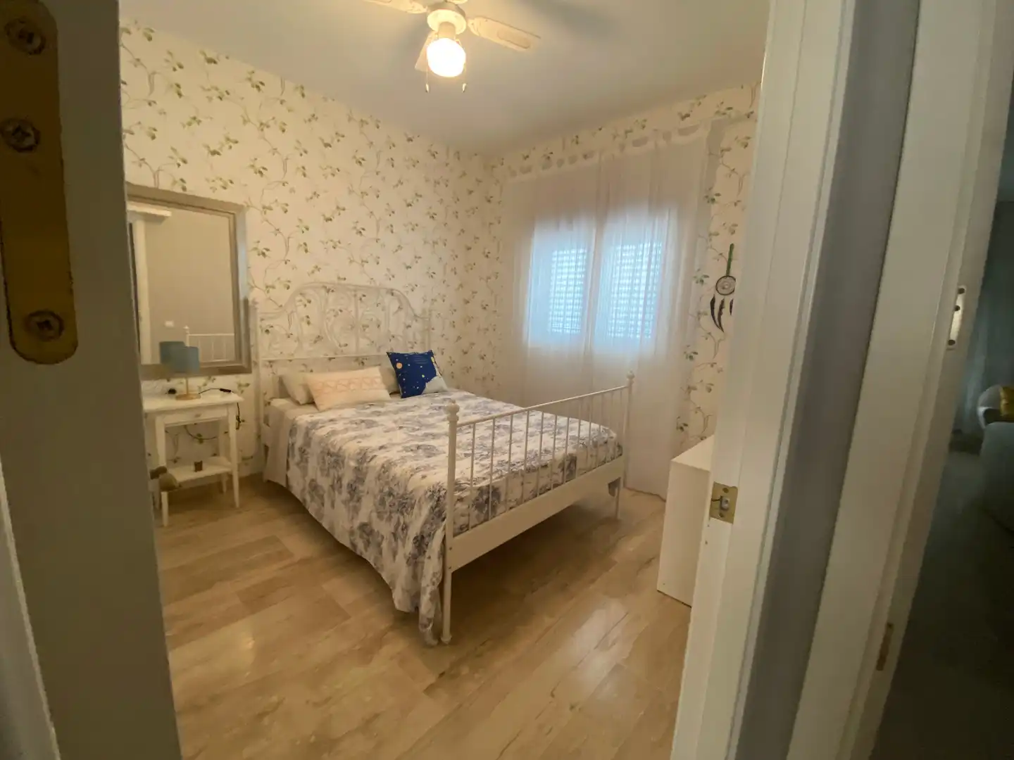 Habitación de Casa o chalet en venta en Dos Hermanas con Aire acondicionado, Jardín privado y Terraza