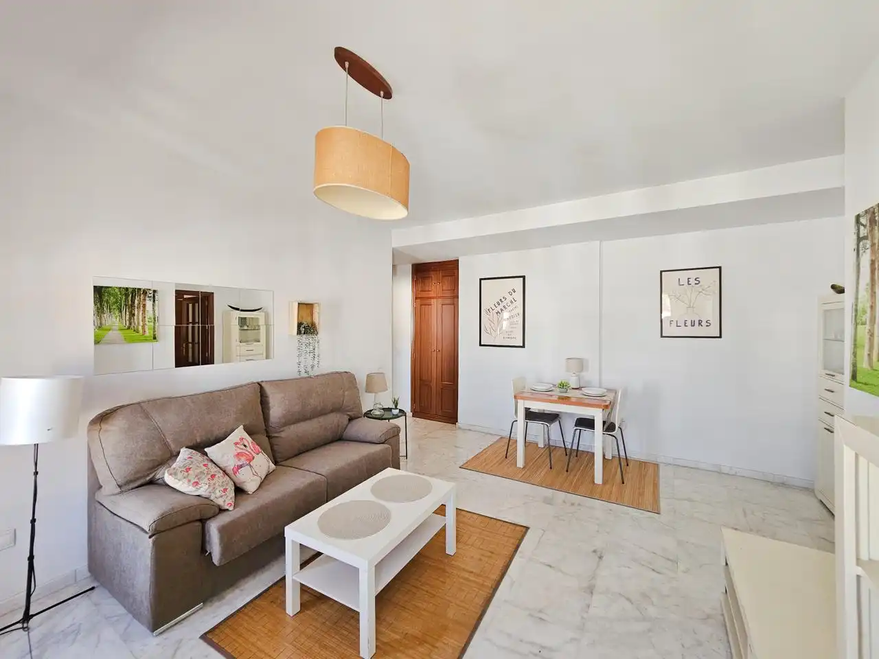 Living room of Flat for rent in Alcalá de Guadaira  with Air Conditioner, Furnished and Balcony