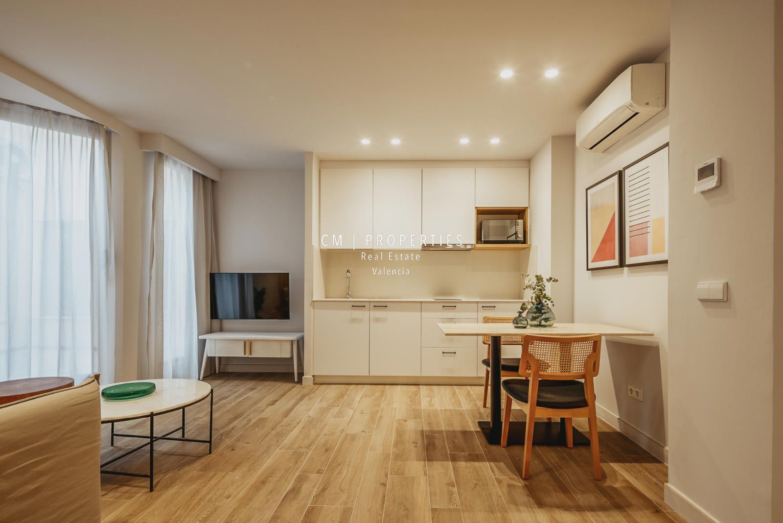 Sala d'estar de Apartament de lloguer en  Valencia Capital amb Aire condicionat, Calefacció i Terrassa
