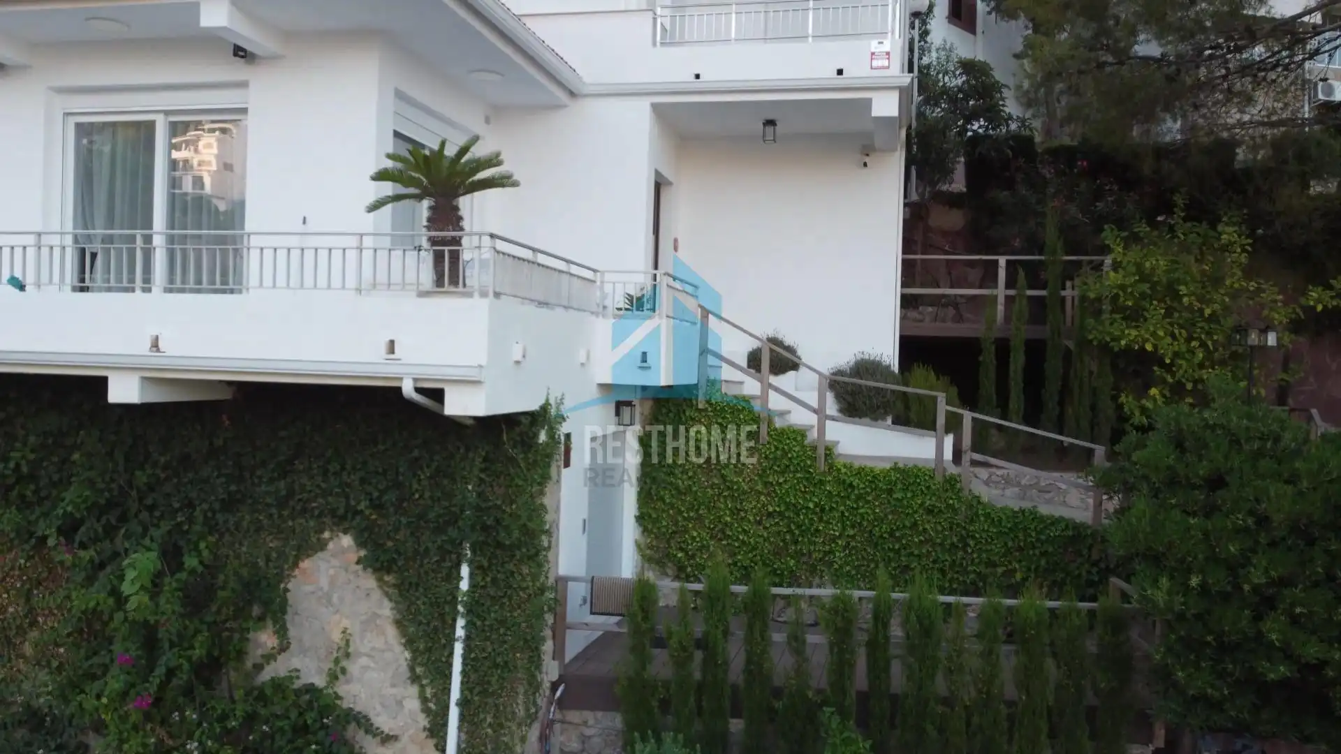 Exterior view of Houses for sale in Cullera  with Air Conditioner, Terrace and Jacuzzi