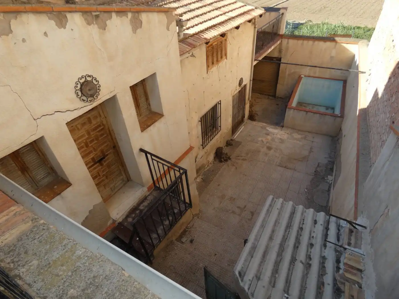 Außenansicht von Einfamilien-Reihenhaus zum Verkauf in Molina de Segura mit Terrasse
