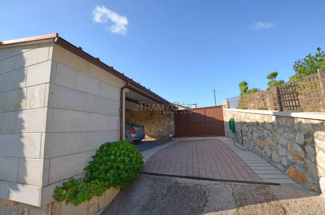 Haus oder Chalet zum Verkauf in CAMIÑO DO OUTEIRO - MIRANXE, O Rosal