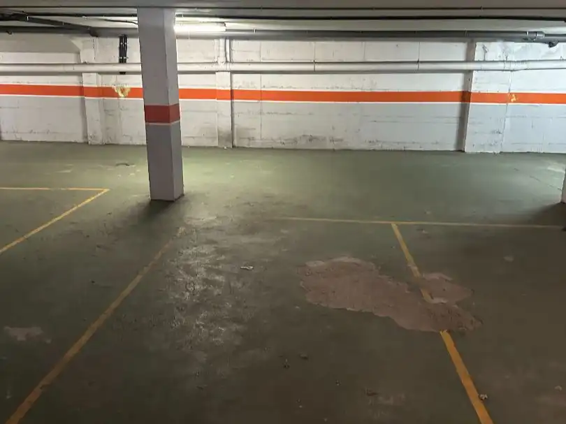 Parking of Garage for rent in Nigrán