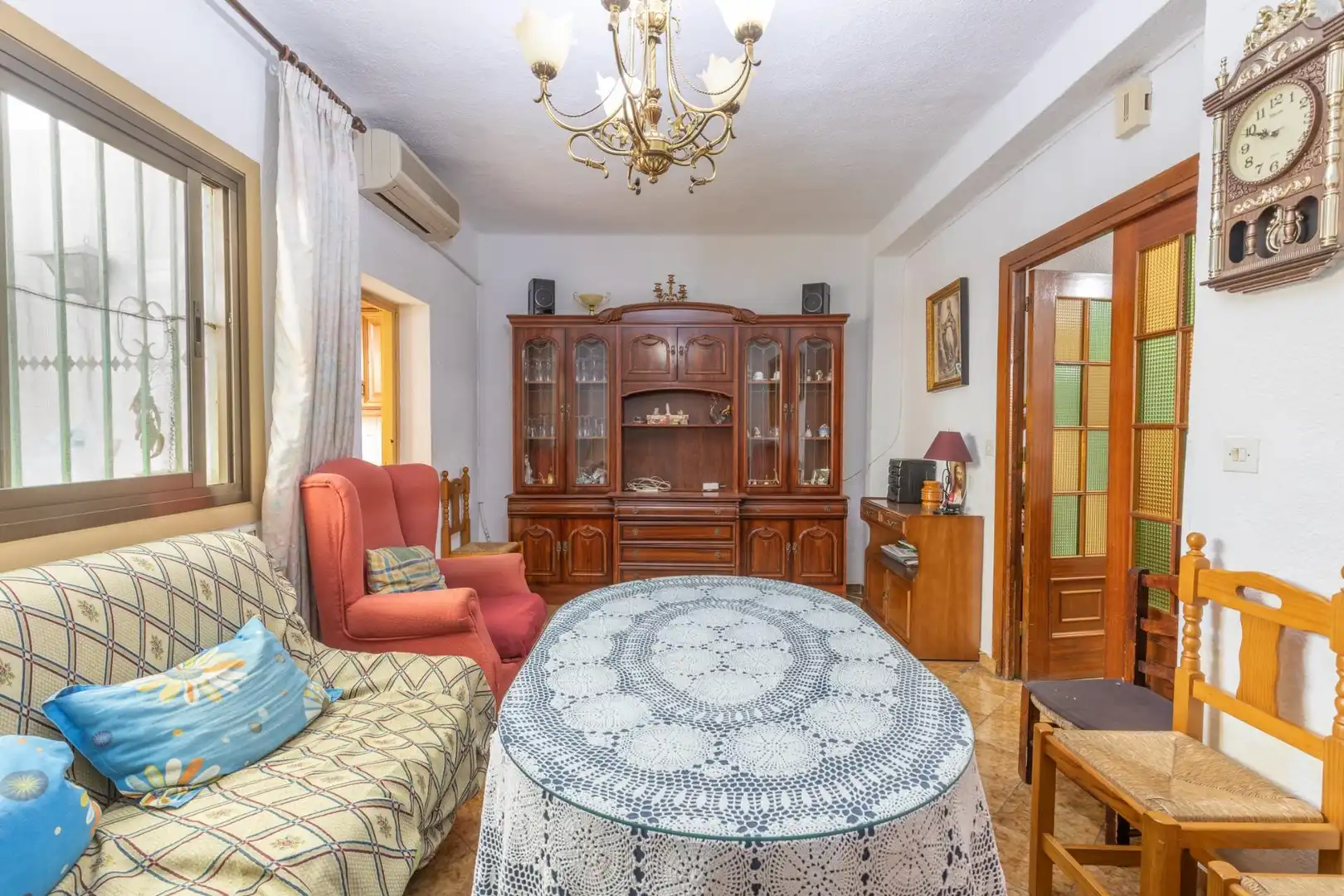 Sala d'estar de Finca rústica en venda en Villa de Otura amb Aire condicionat, Terrassa i Traster