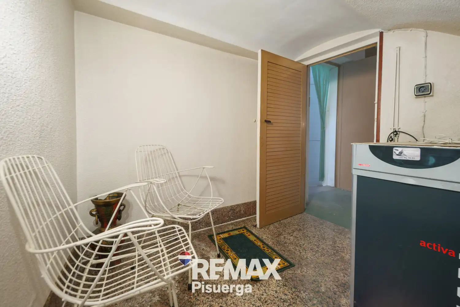 Casa o xalet en venda en Venta de Baños amb Jardí privat, Terrassa i Traster