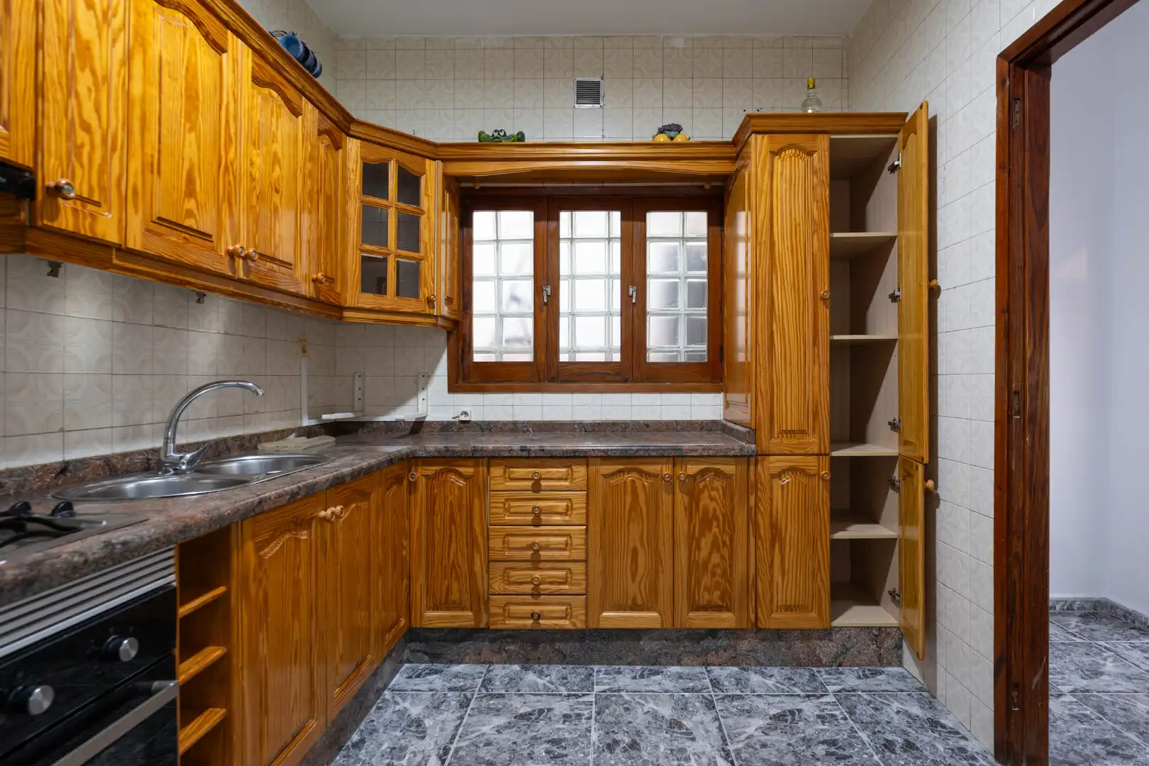Reihenhaus zum Verkauf in Santidad, imagen 46