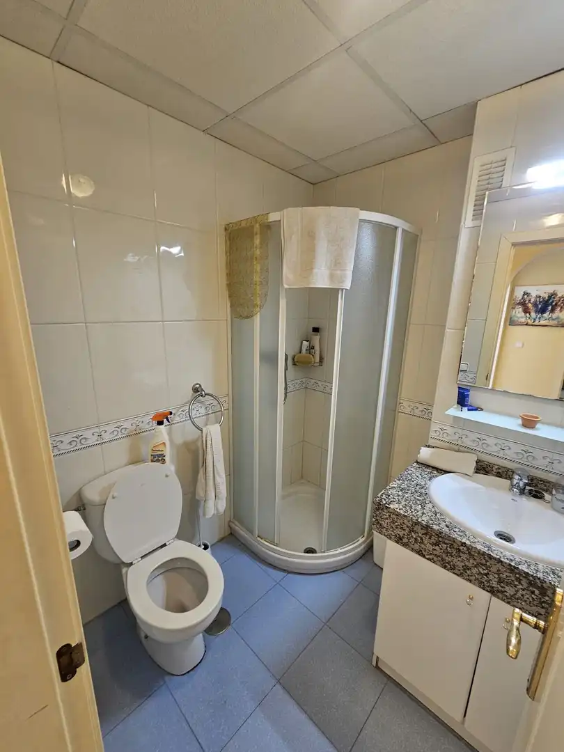 Baño de Apartamento en venta en Mijas con Aire acondicionado, Calefacción y Terraza