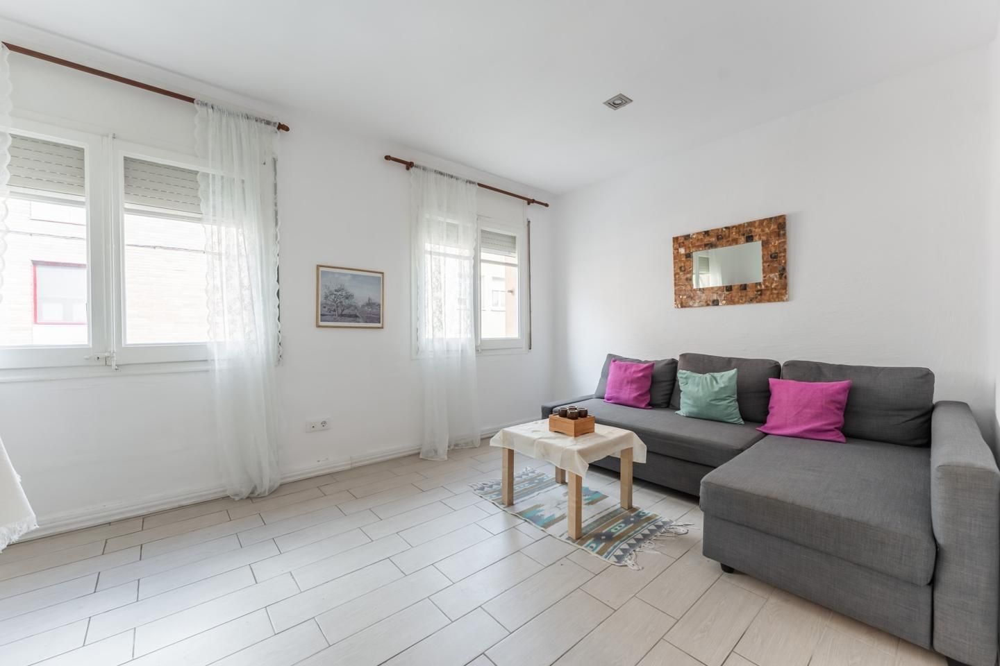 Flat for sale in Col.legis Nous