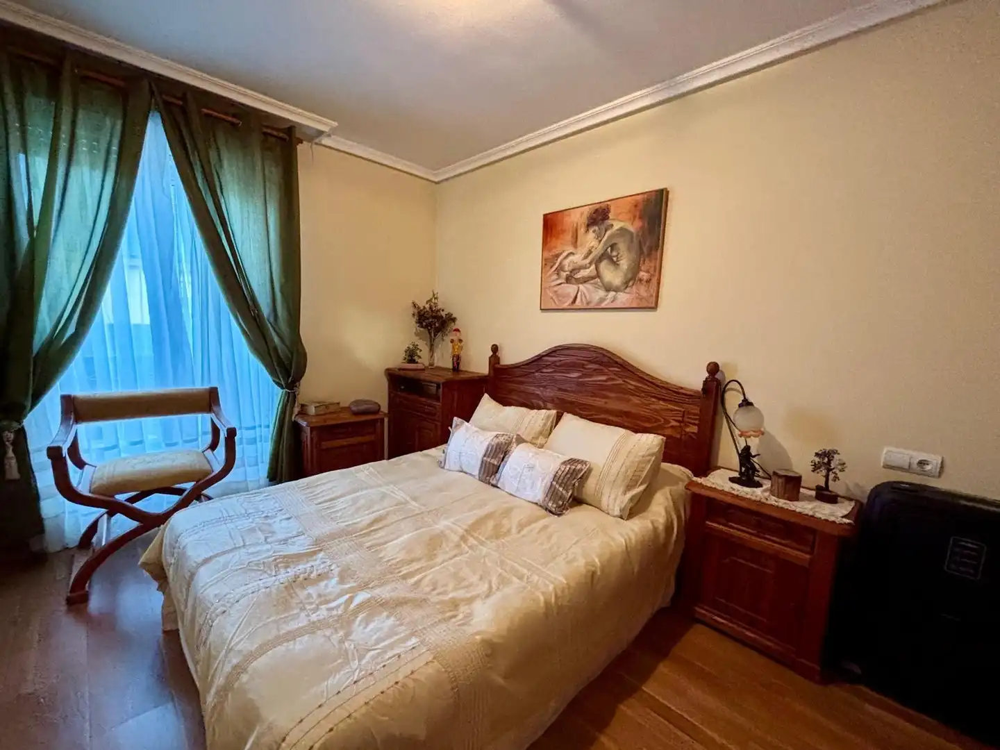 Dormitori de Casa adosada en venda en Ponferrada amb Calefacció i Jardí privat