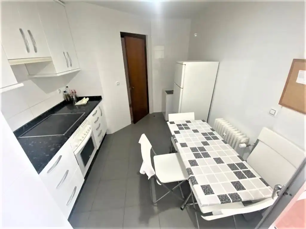 Flat for rent in BONDAD, Centro