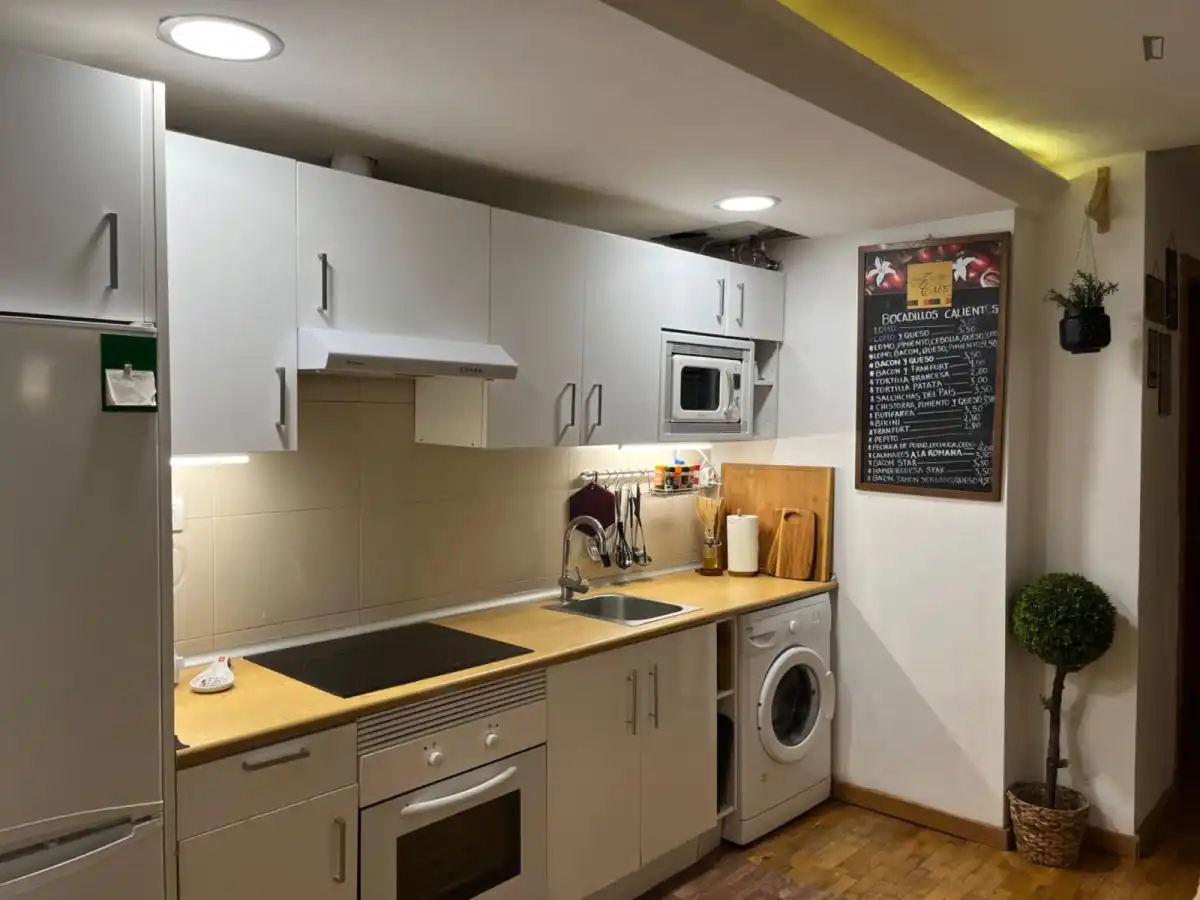Kitchen of Study for rent in Barcelona  with Air Conditioner, Heating and Furnished