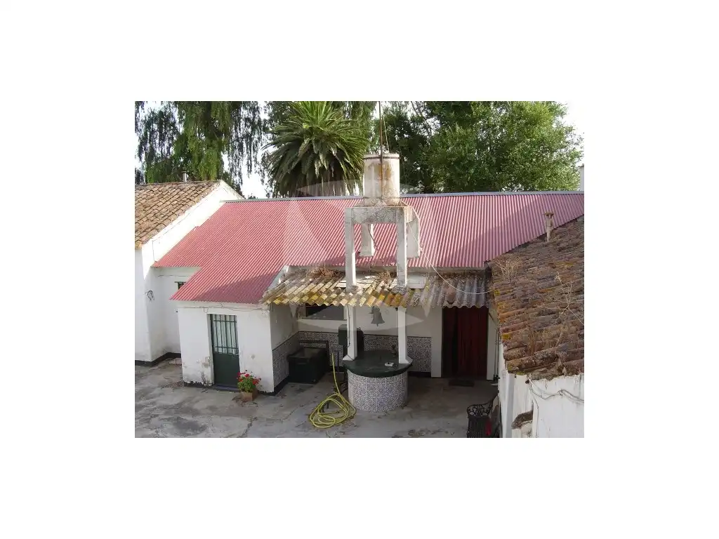 Chalet con piscina en venta en DEL AEROPUERTO (BA-5051), imagen 5