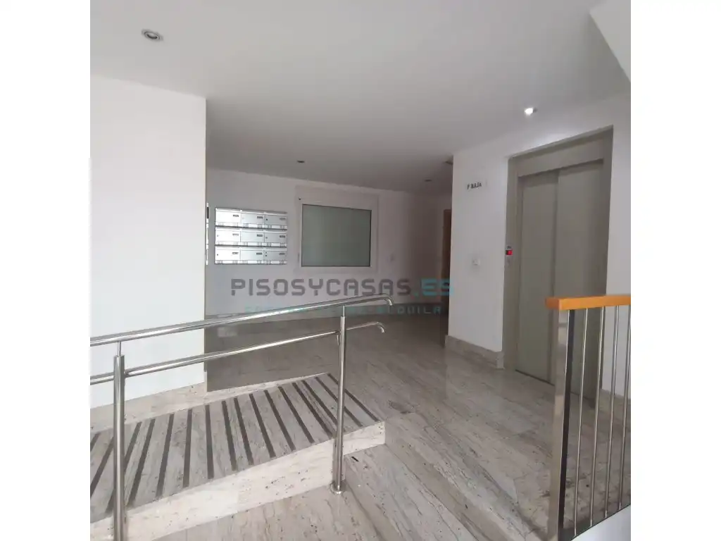 Flat for sale in Tauste  with Air Conditioner, Oven and Washing machine