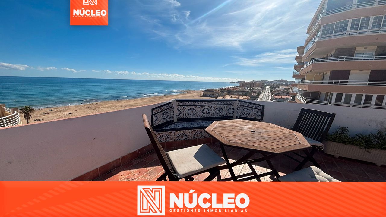 Balcony of Attic to rent in Torrevieja  with Air Conditioner, Terrace and Furnished