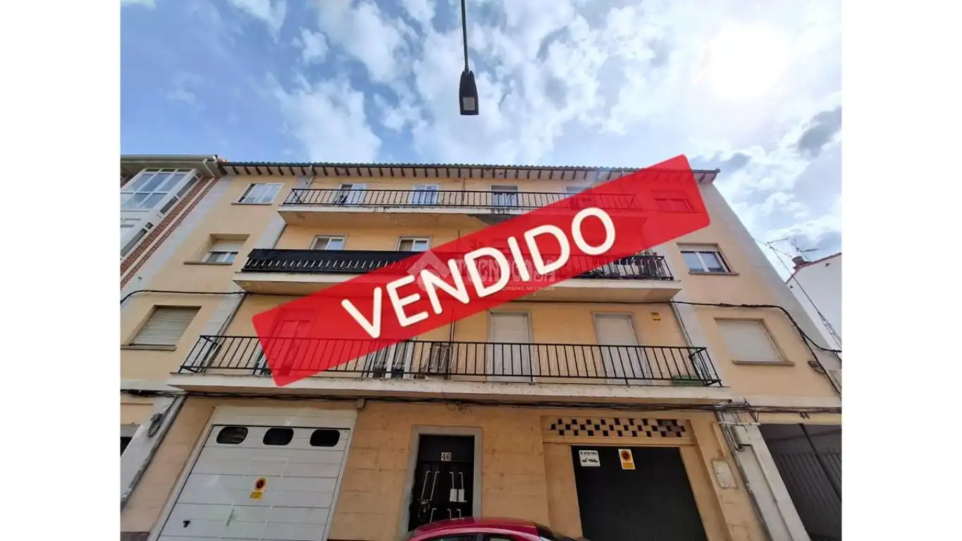 Vista exterior de Piso en venta en Ávila con Calefacción