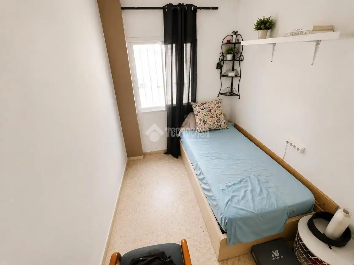 Habitación de Casa adosada en venta en Estepona